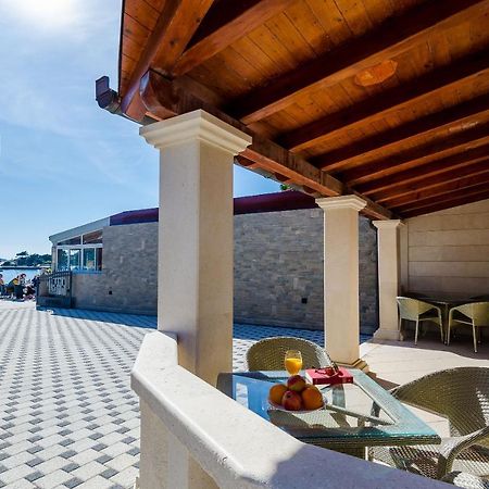 Apartments Kanjuo By The Sea Mlini Exterior photo