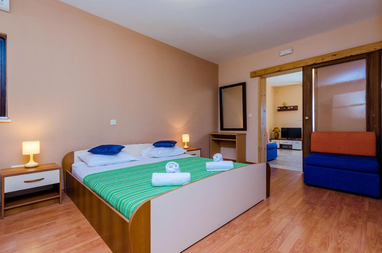 Apartments Kanjuo By The Sea Mlini Exterior photo
